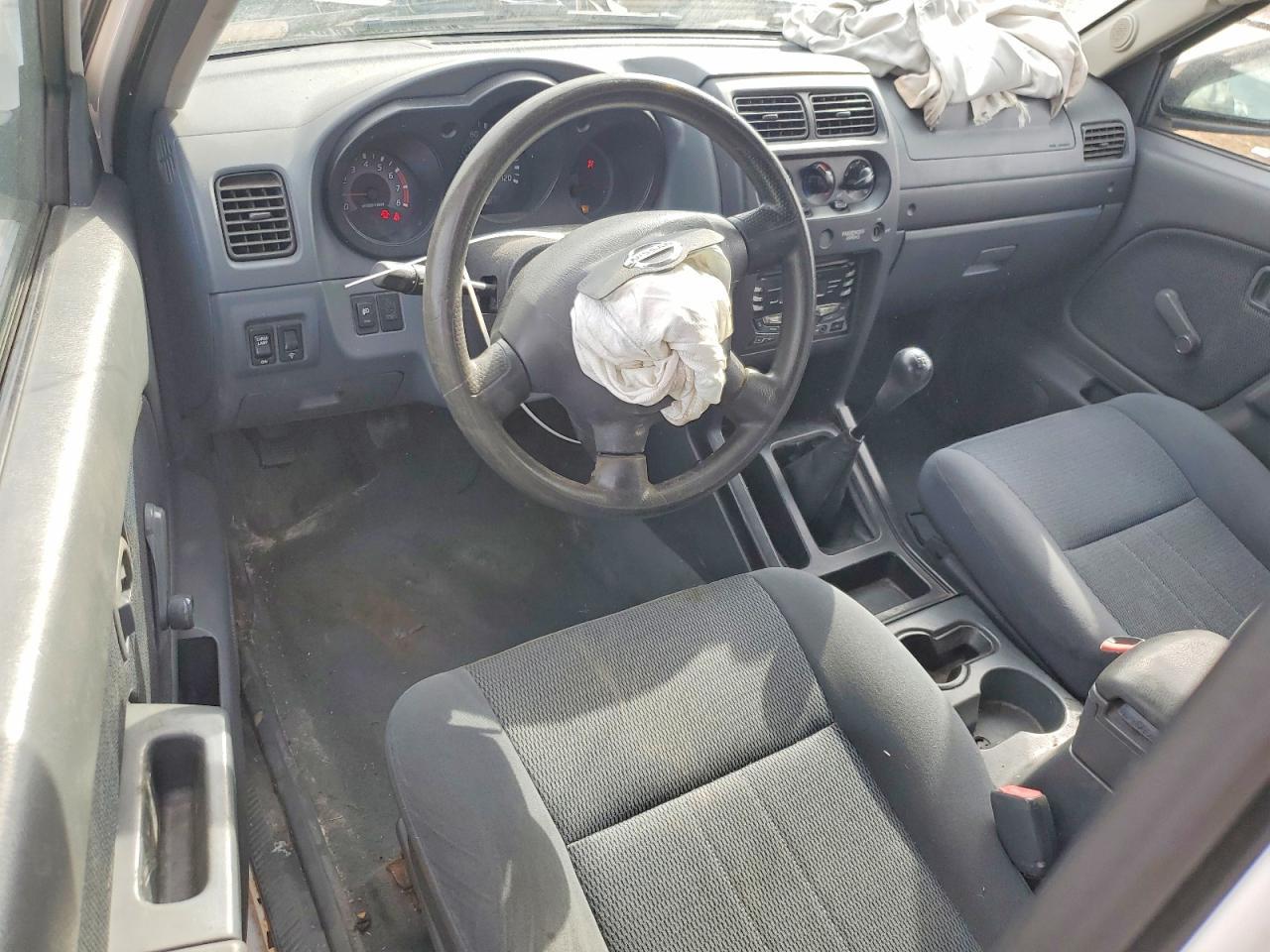 2002 NISSAN Frontier