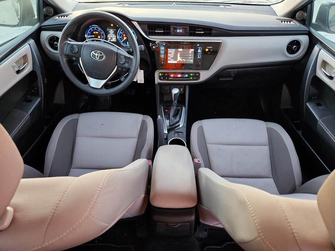2017 TOYOTA COROLLA