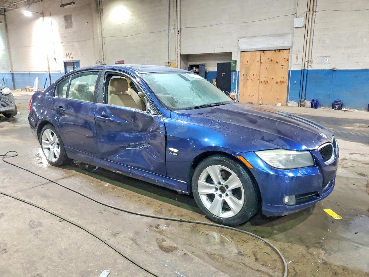2011 BMW 3 SERIES