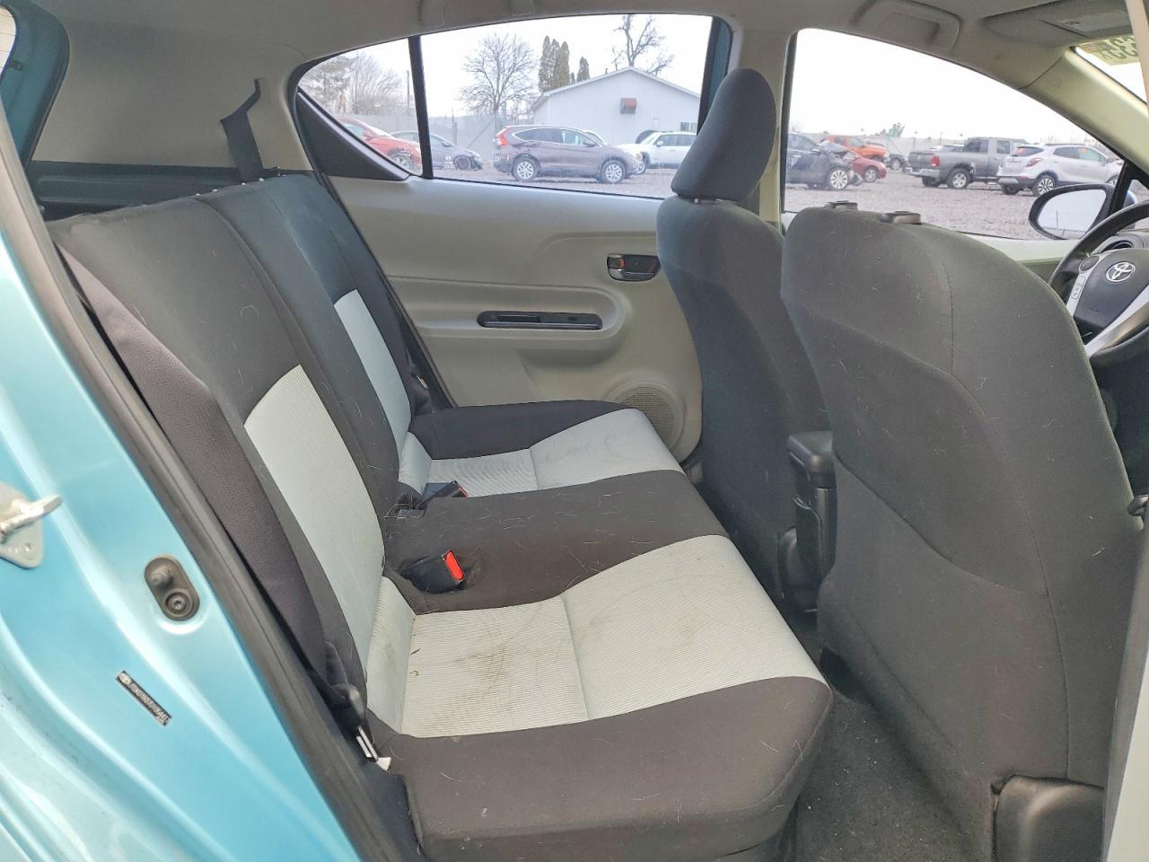 2013 TOYOTA Prius c