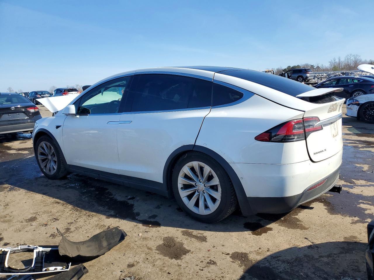 2017 TESLA MODEL X