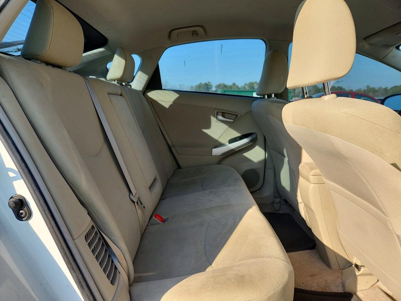 2011 TOYOTA PRIUS