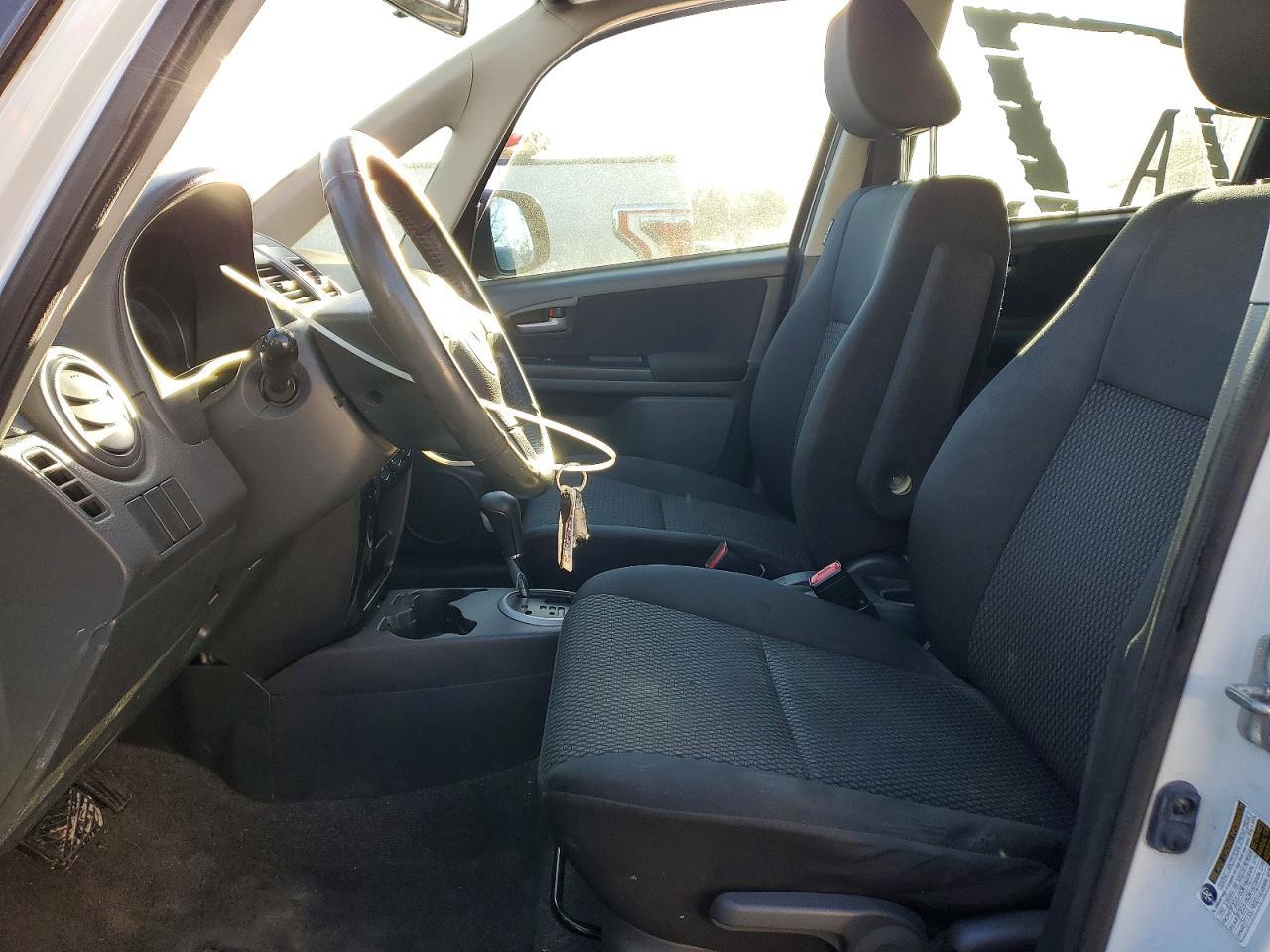 2013 SUZUKI SX4