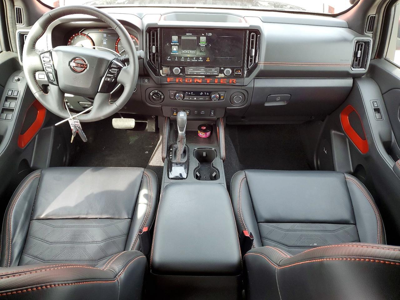 2025 NISSAN Frontier
