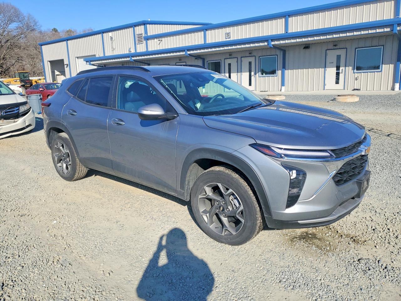 2025 CHEVROLET TRAX