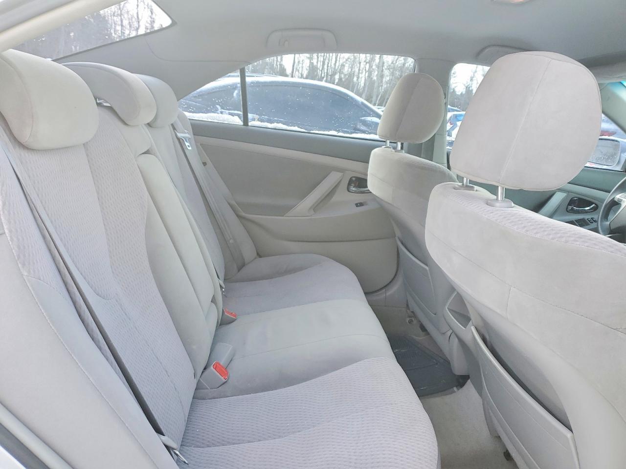 2010 TOYOTA CAMRY