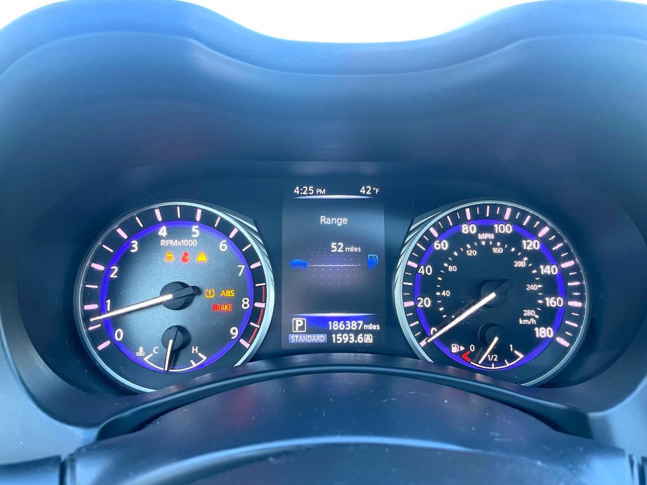 2014 INFINITI