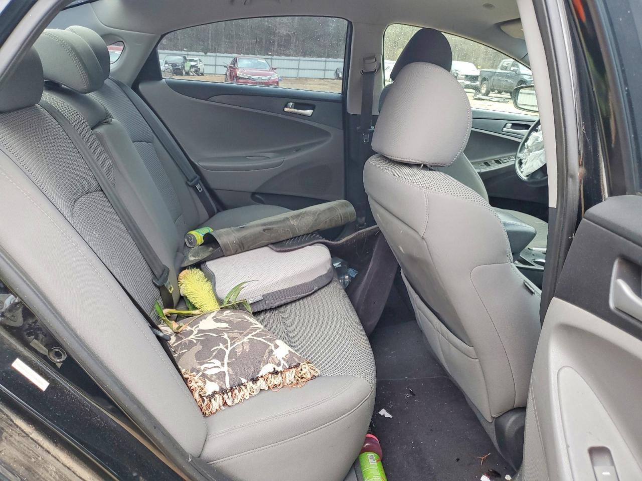 2011 HYUNDAI SONATA
