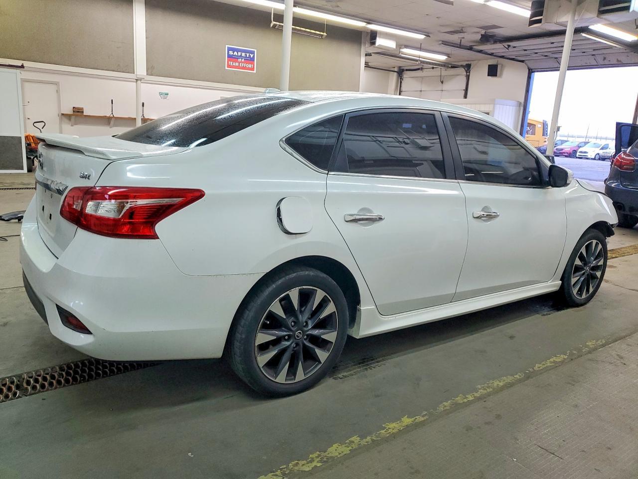 2016 NISSAN SENTRA