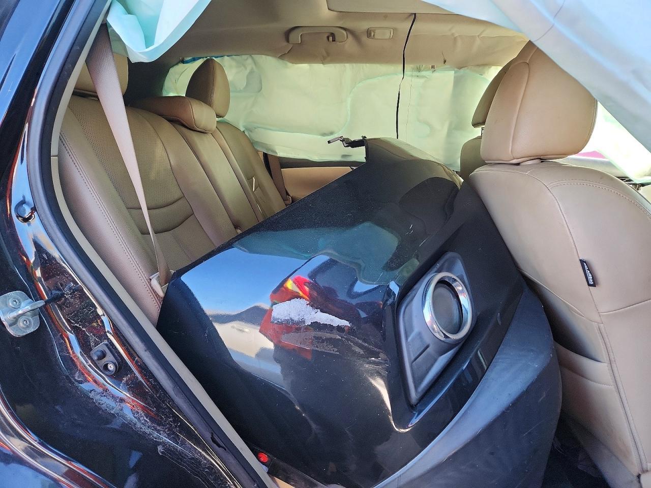 2016 NISSAN ROGUE