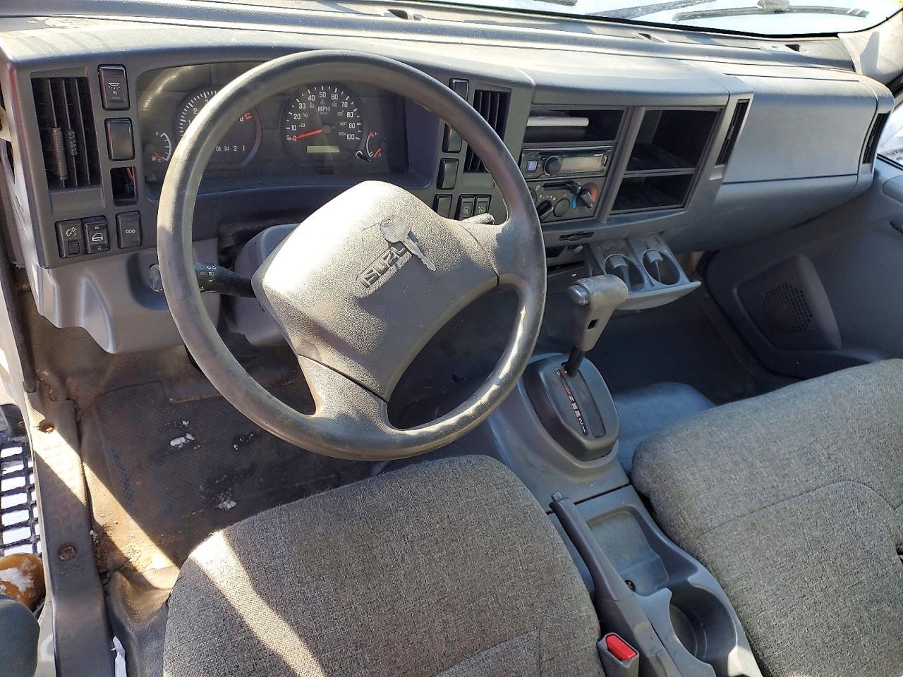 2017 ISUZU Npr Hd