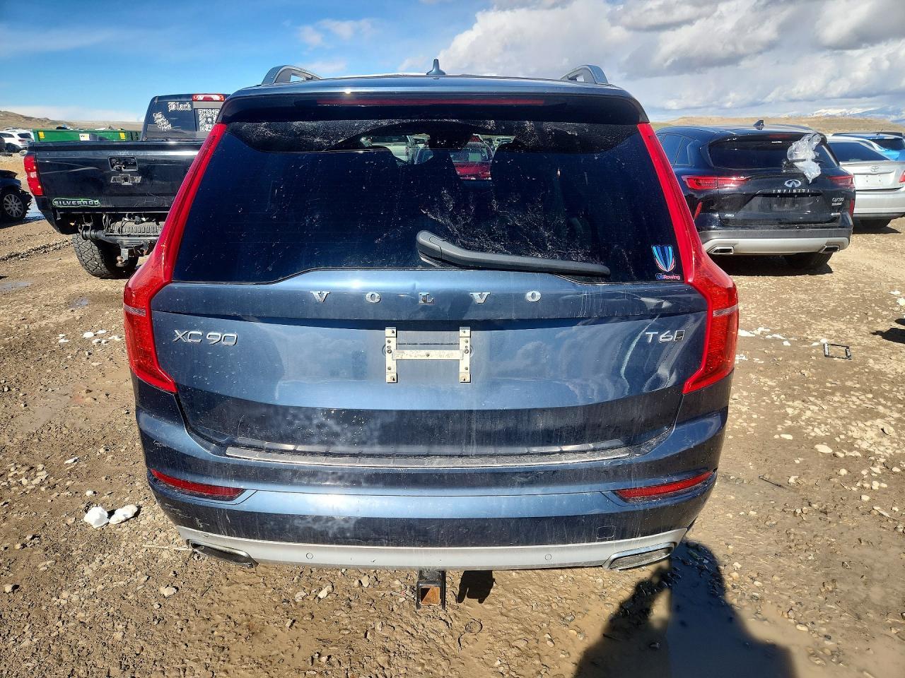 2018 VOLVO XC90