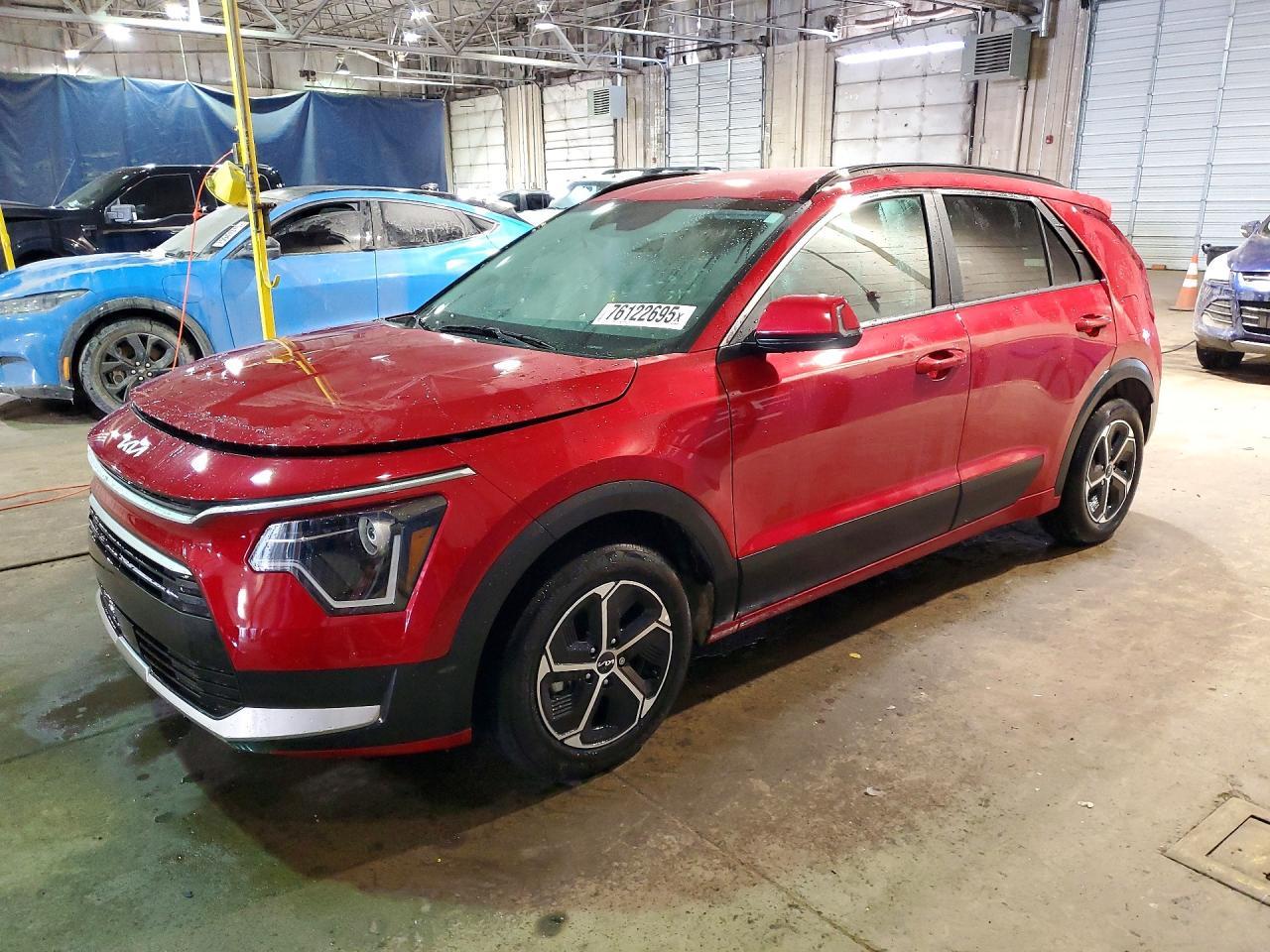 2025 KIA Niro