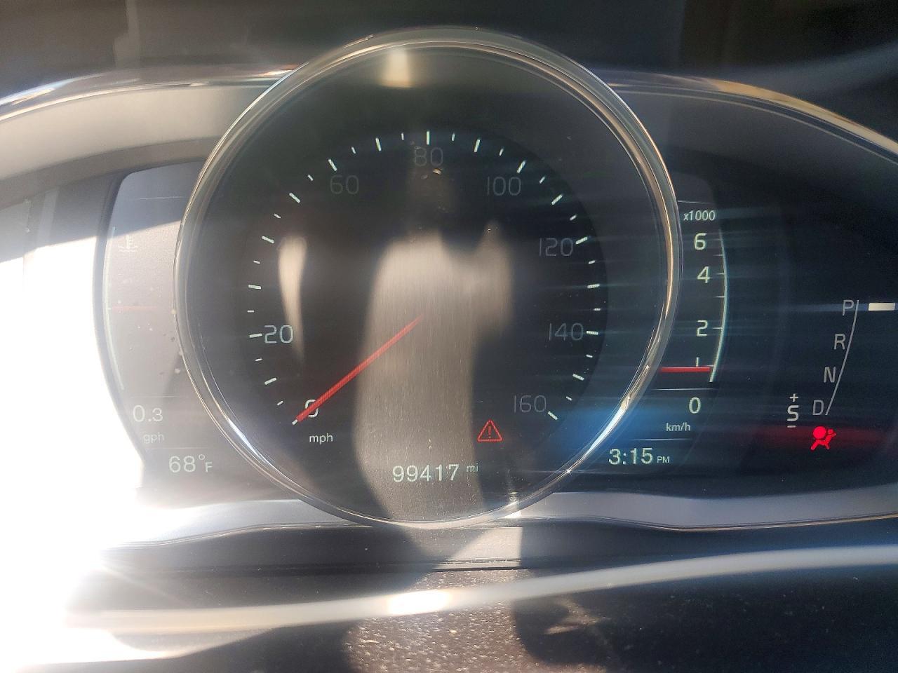 2015 VOLVO XC60