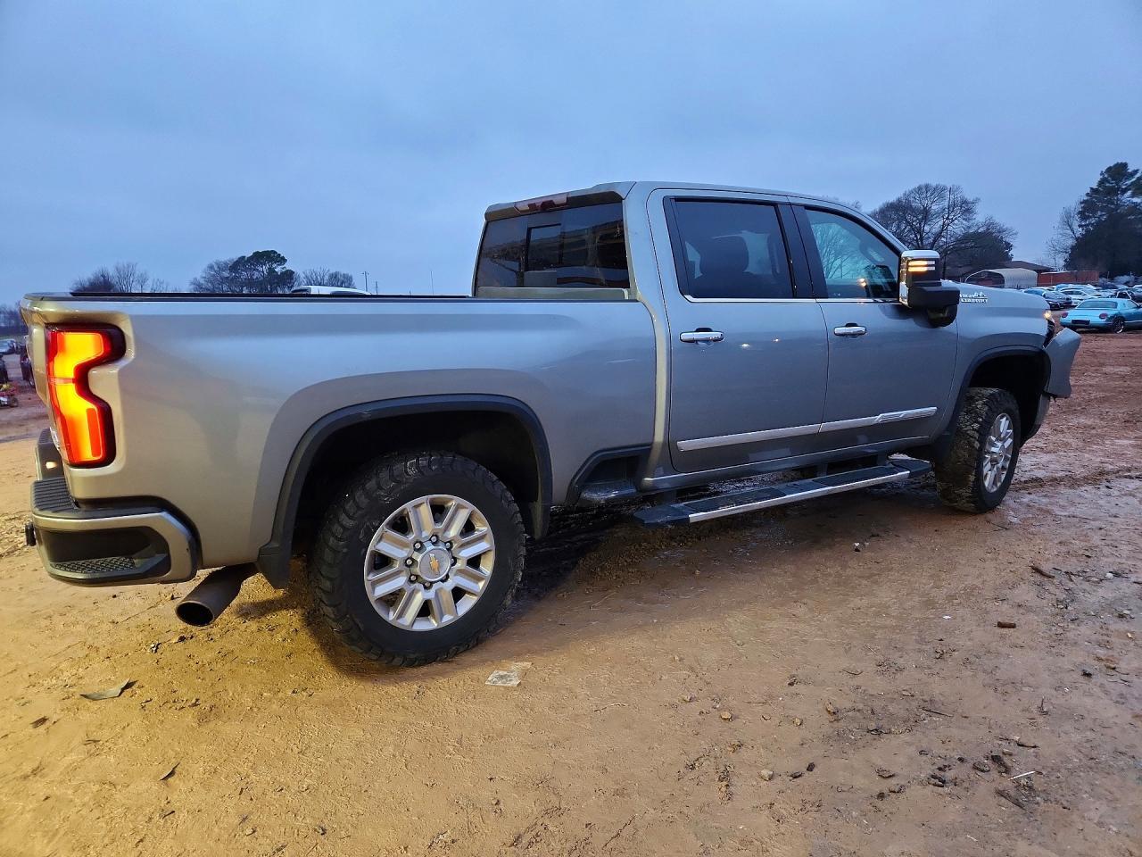 2024 CHEVROLET Silverado