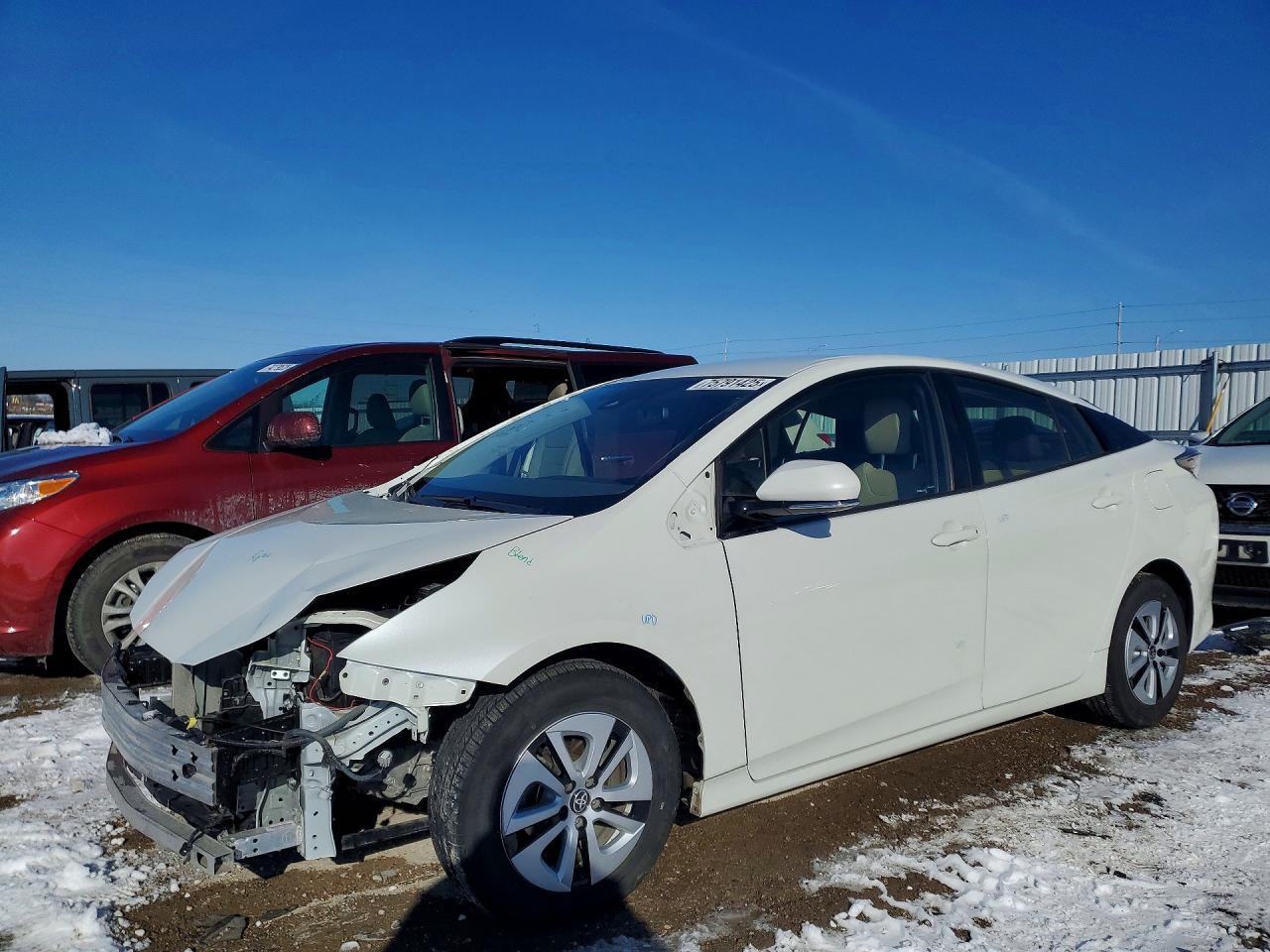 2017 TOYOTA PRIUS