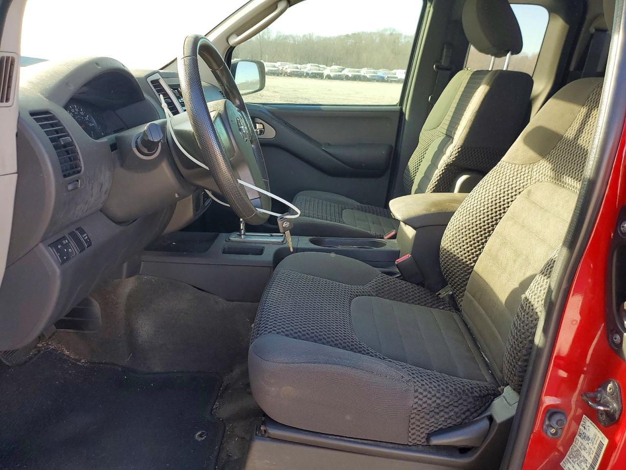 2011 NISSAN Frontier
