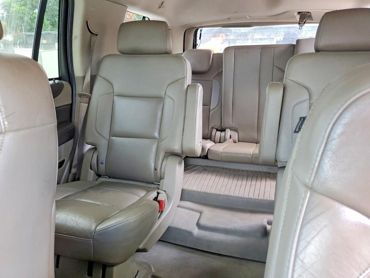 2015 CHEVROLET Tahoe