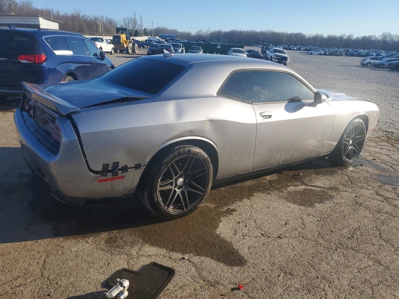 2015 DODGE Challenger