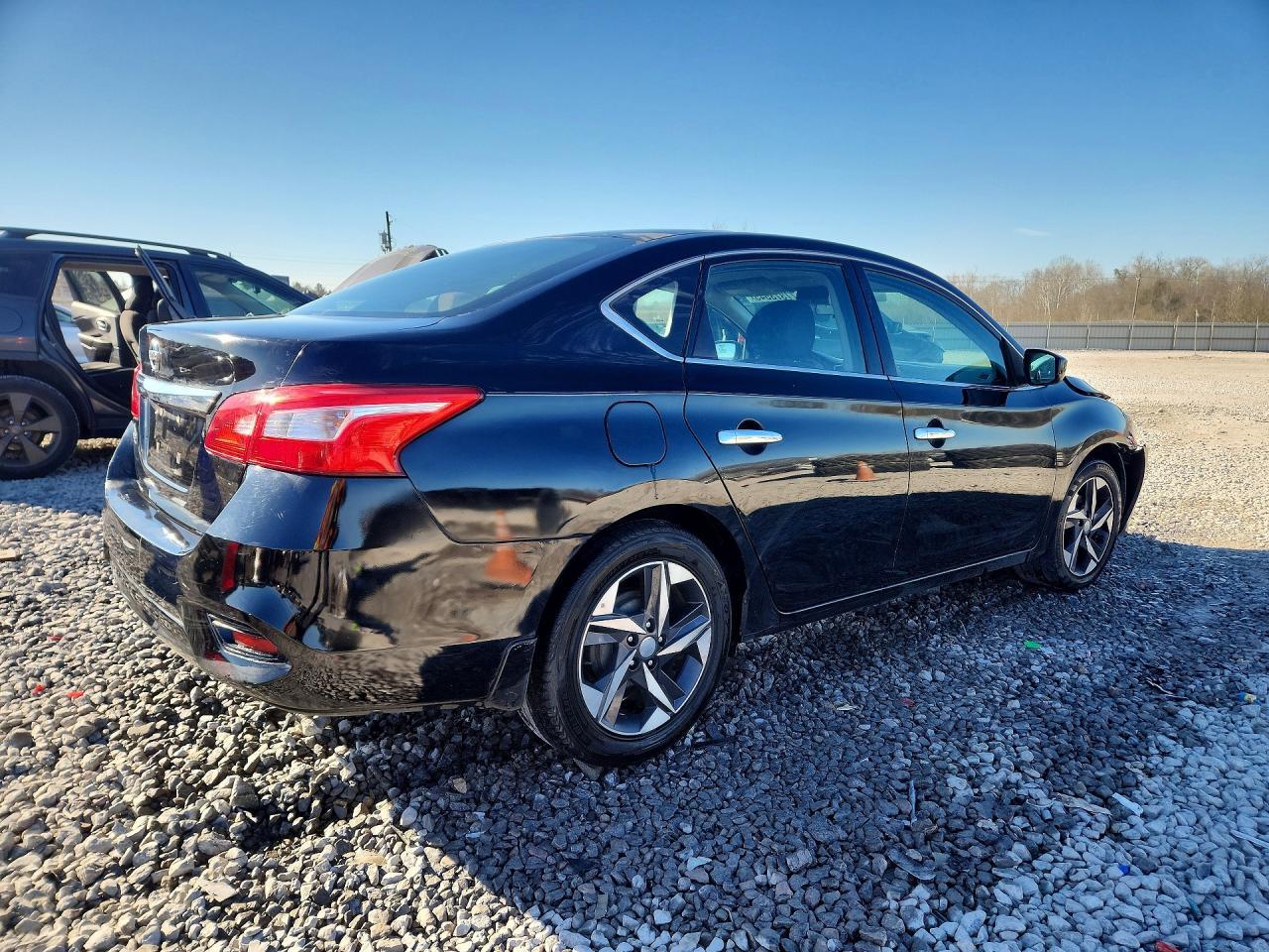 2018 NISSAN SENTRA