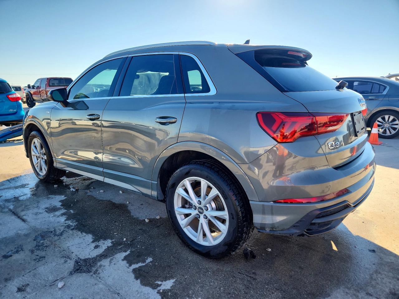 2021 AUDI Q3
