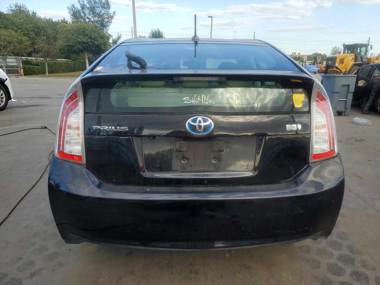 2015 TOYOTA PRIUS