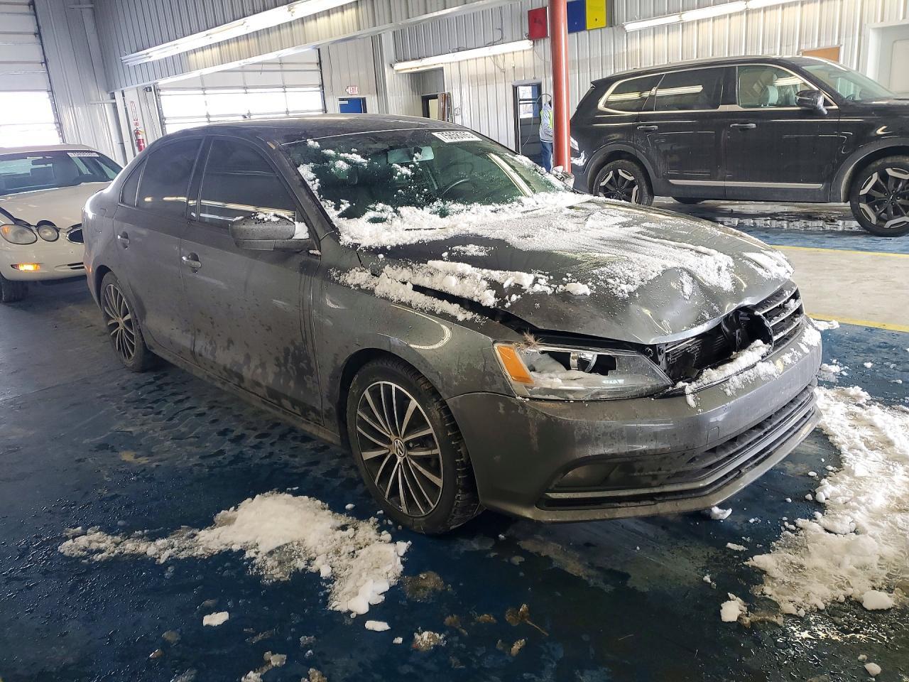 2015 VOLKSWAGEN JETTA