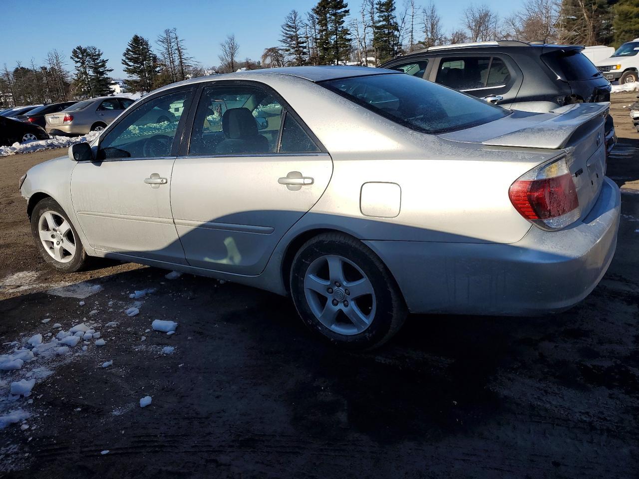 2005 TOYOTA CAMRY