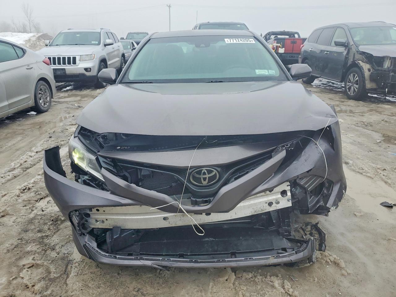 2018 TOYOTA CAMRY