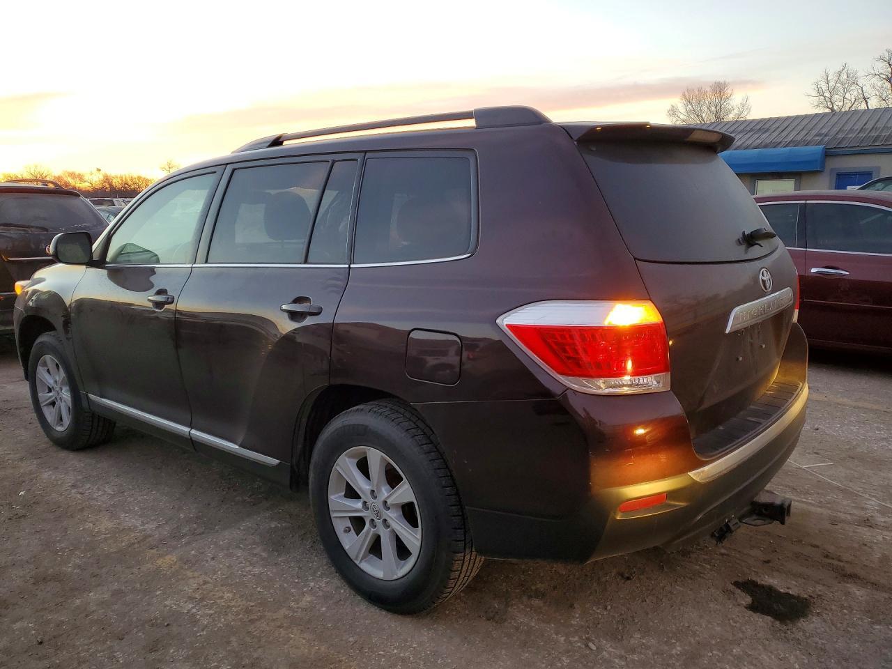 2013 TOYOTA HIGHLANDER