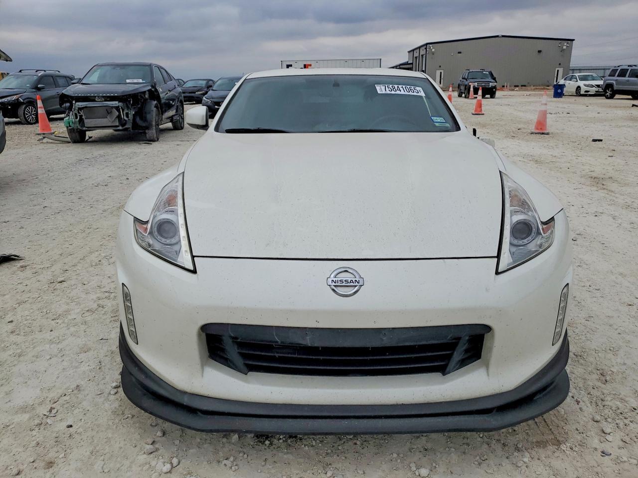 2015 NISSAN 370Z