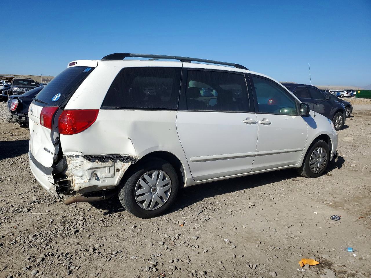 2006 TOYOTA SIENNA
