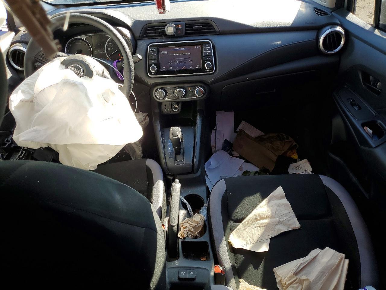 2025 NISSAN VERSA