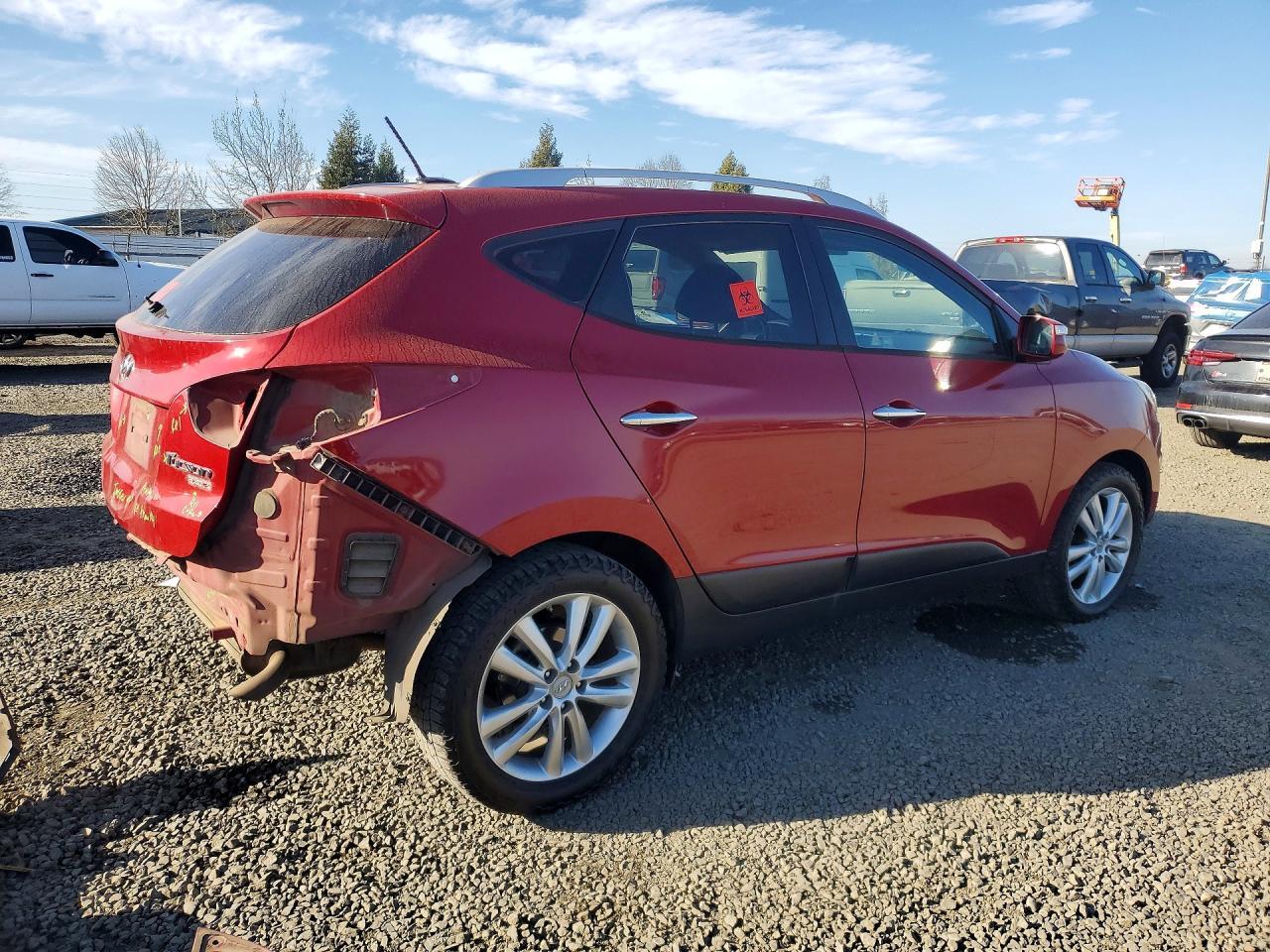 2011 HYUNDAI TUCSON