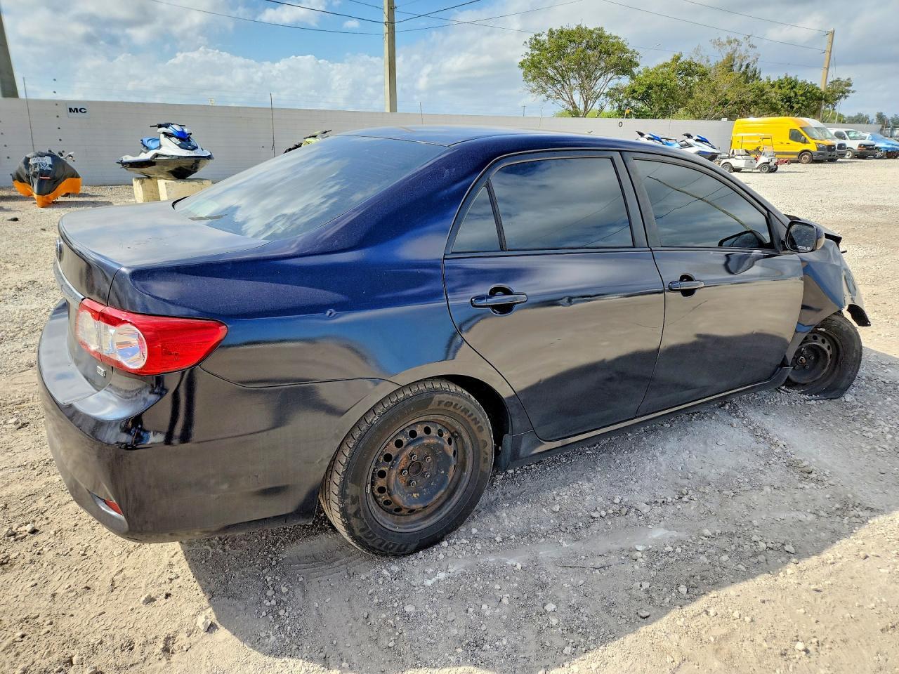 2011 TOYOTA COROLLA
