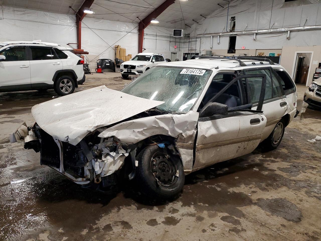 1993 FORD Escort