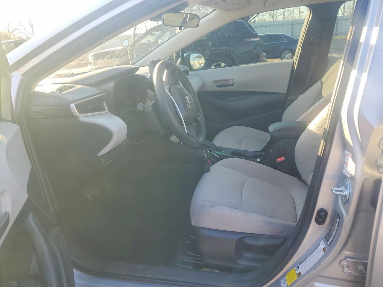 2022 TOYOTA COROLLA