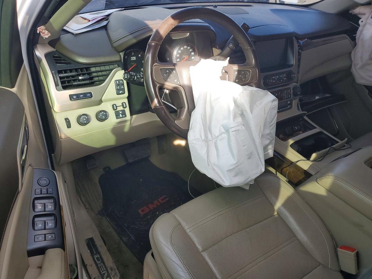 2016 GMC Yukon