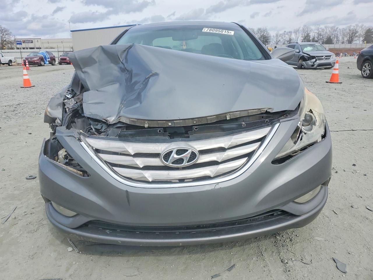 2013 HYUNDAI SONATA