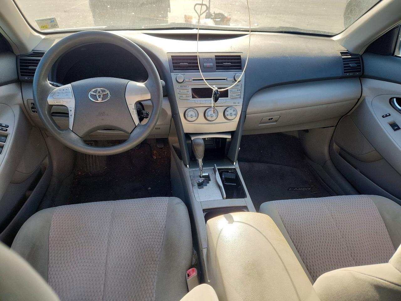 2011 TOYOTA CAMRY