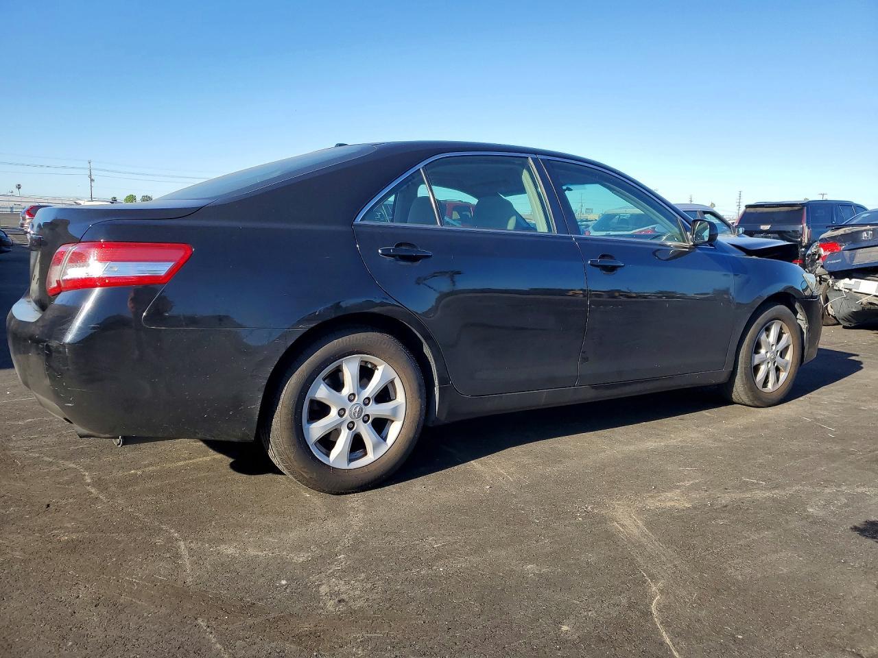 2010 TOYOTA CAMRY