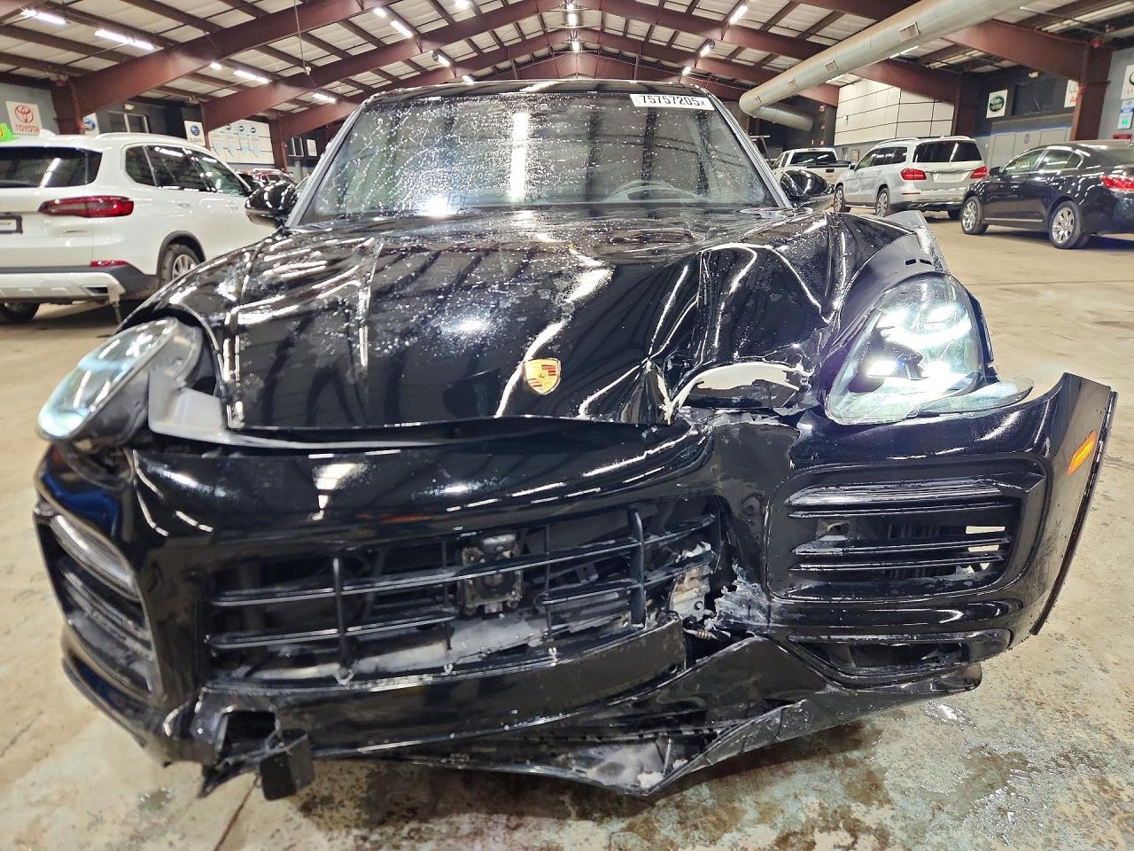 2023 PORSCHE CAYENNE