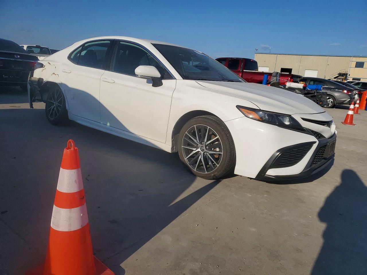 2022 TOYOTA CAMRY