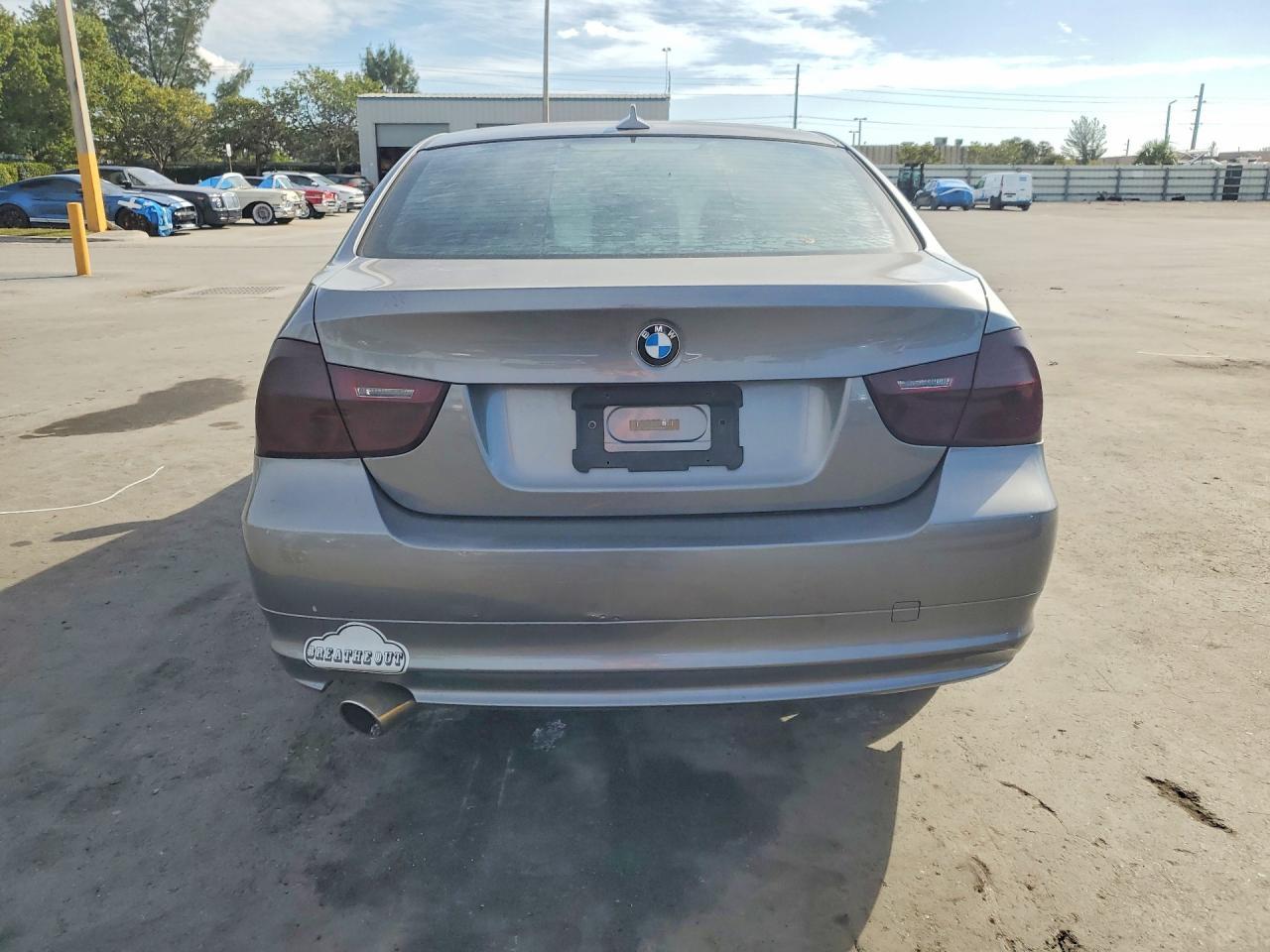 2011 BMW 3 SERIES