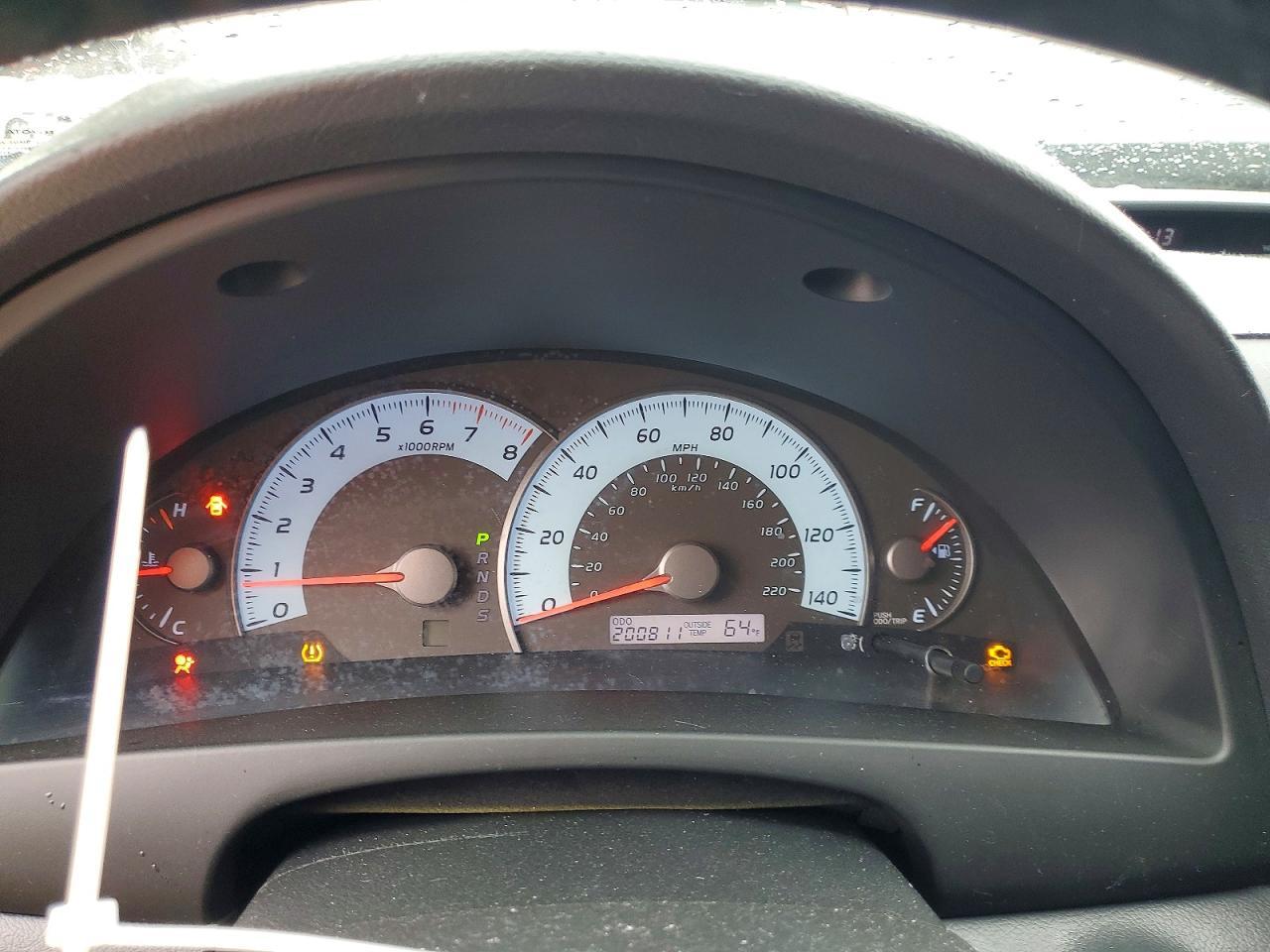 2011 TOYOTA CAMRY