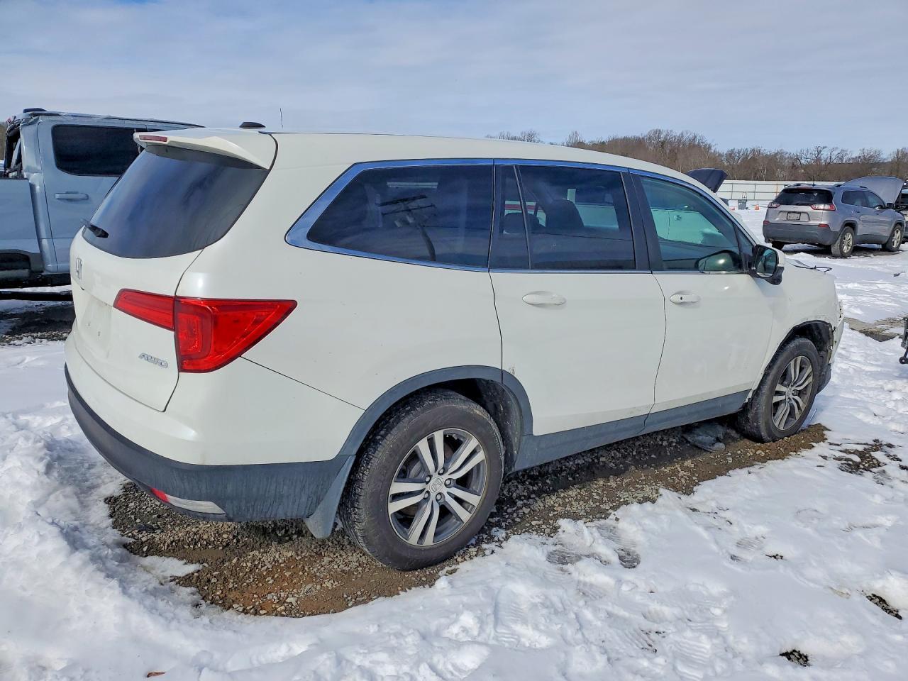 2017 HONDA PILOT