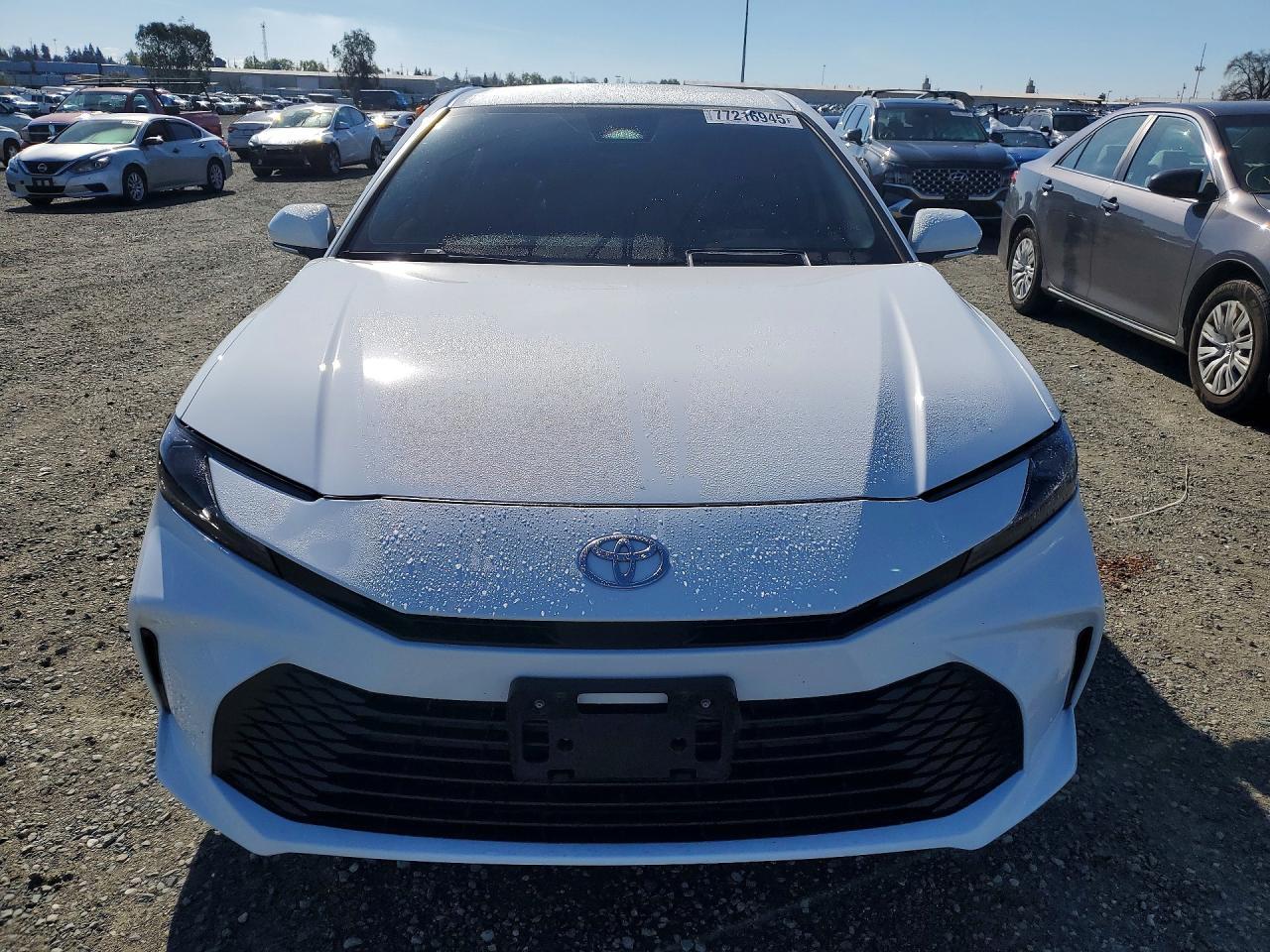 2025 TOYOTA CAMRY
