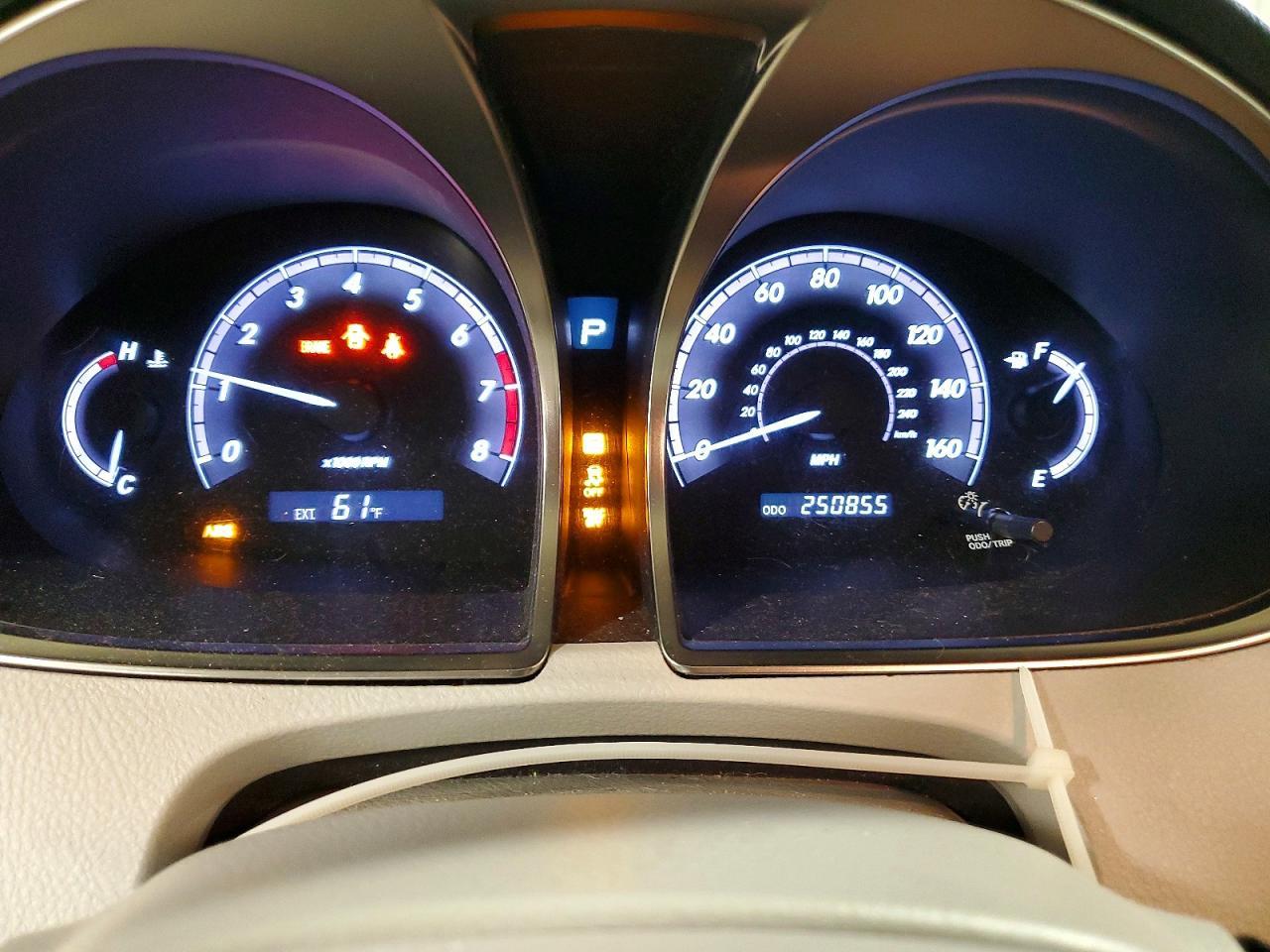 2011 TOYOTA Avalon