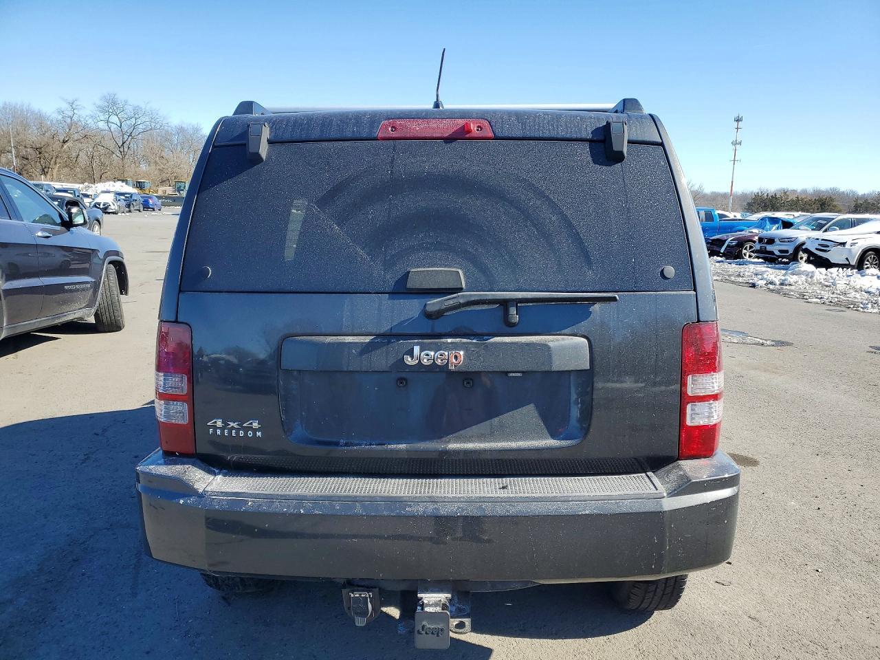 2011 JEEP Liberty