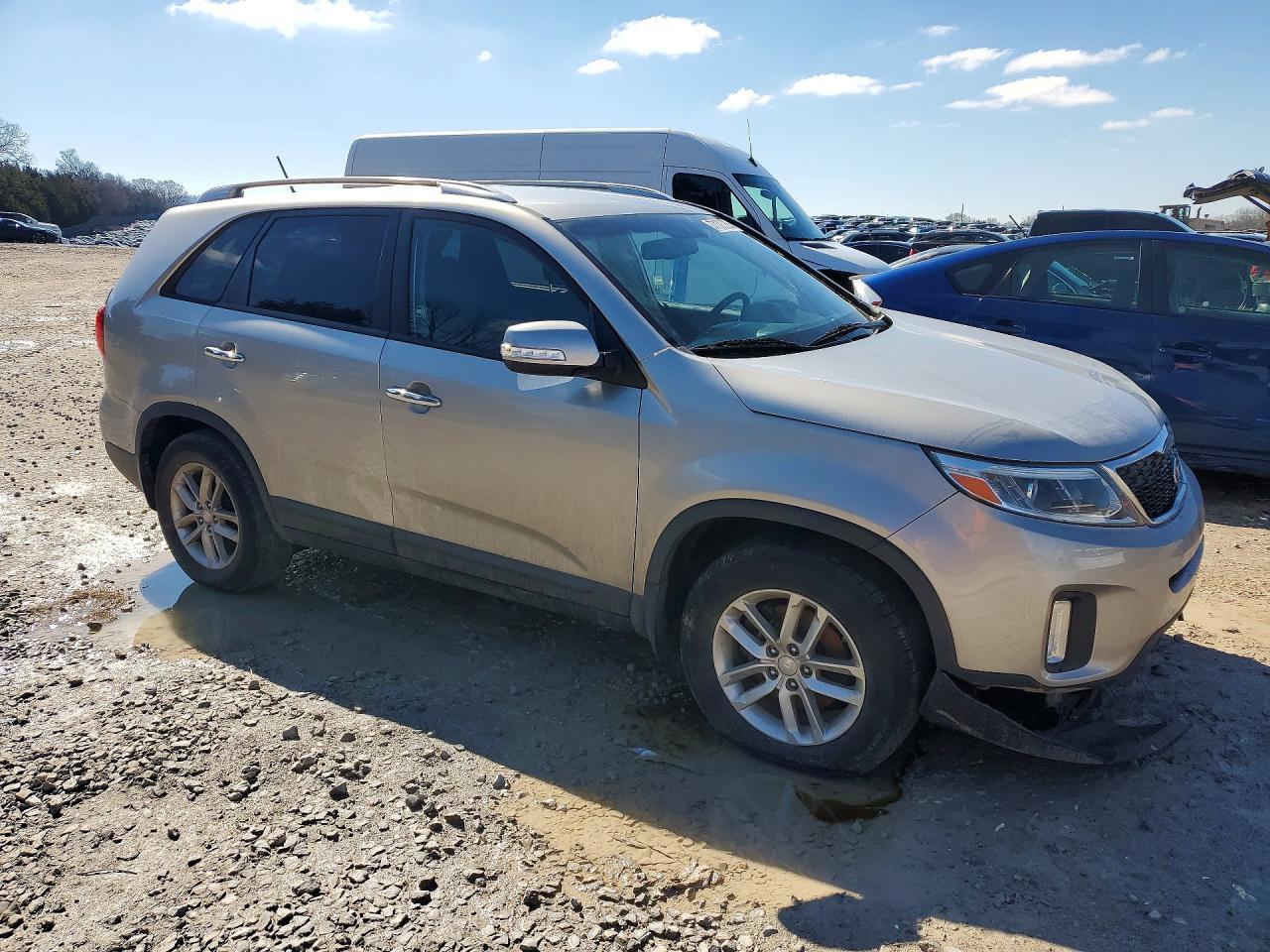 2015 KIA SORENTO